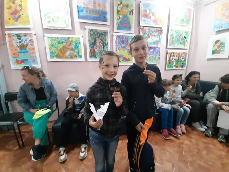 242543439_1215826472258039_8370265758233454379_n